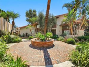 MLS #OC26212136 image #0