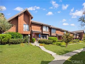MLS #OC26212181 image #0