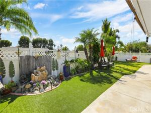 MLS #OC26212332 image #0