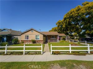 MLS #OC26212360 image #0