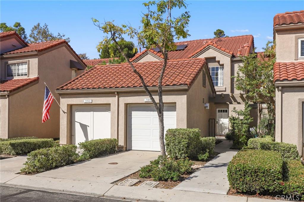 MLS #OC26212374 image #0