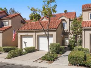 MLS #OC26212374 image #0
