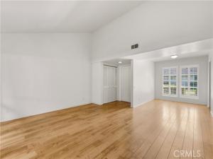 MLS #OC26212413 image #0