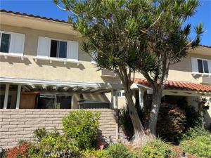 MLS #OC26212525 image #0