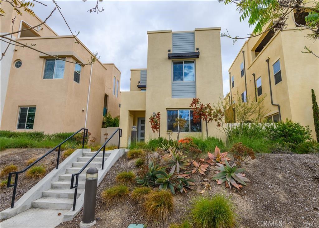 MLS #OC26212792 image #0