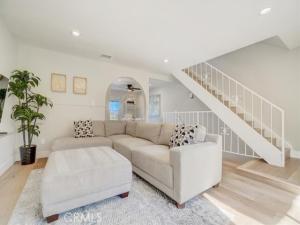 MLS #OC26212908 image #0