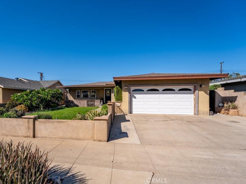 MLS #OC26212946 image #0