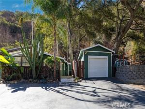 MLS #OC26212993 image #0