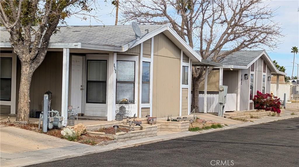 MLS #OC26213102 image #0