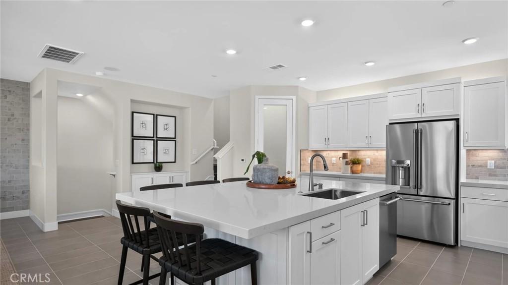 MLS #OC26213159 image #0