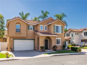 MLS #OC26213544 image #0