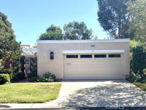 MLS #OC26213732 image #0