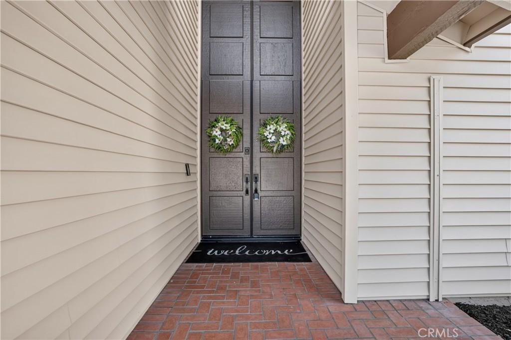 MLS #OC26213775 image #0