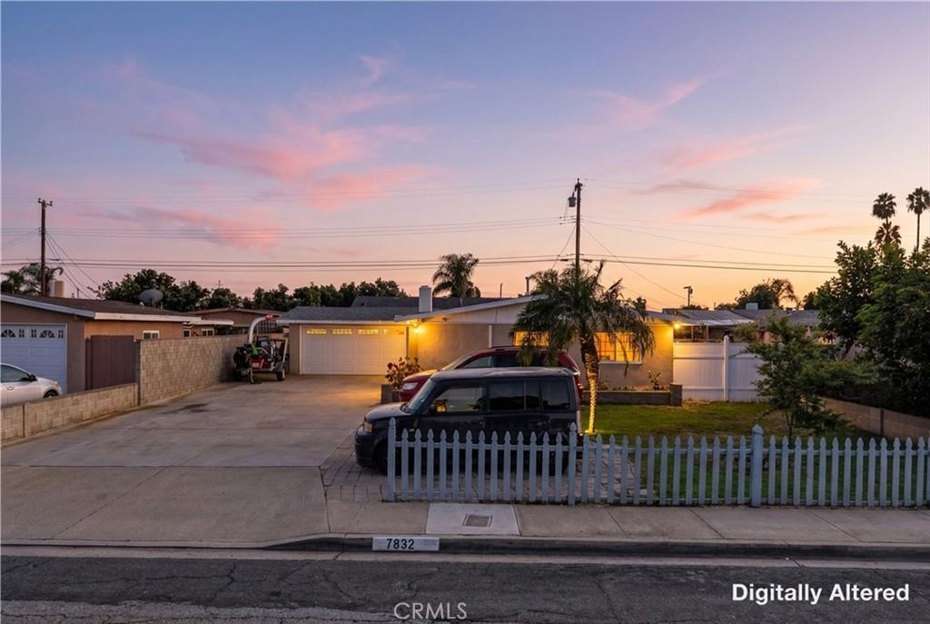 MLS #OC26213832 image #0
