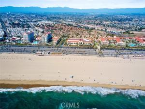 MLS #OC26213887 image #0
