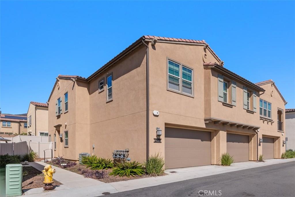 MLS #OC26213975 image #0