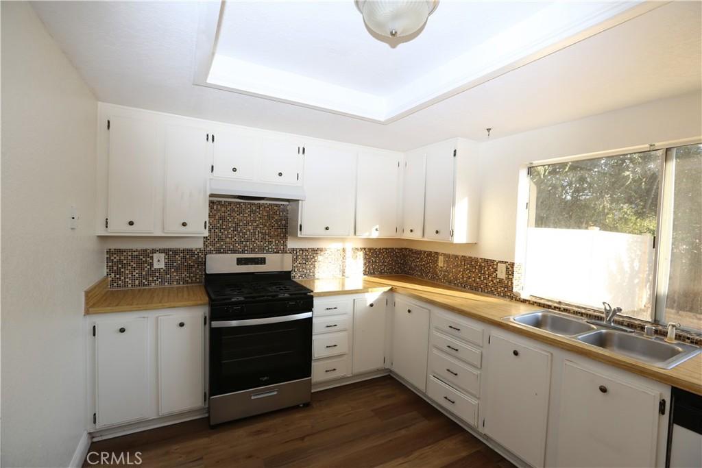 MLS #OC26214143 image #0