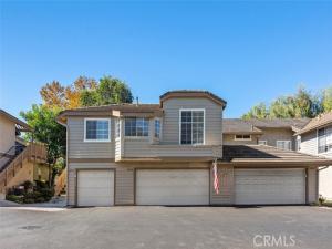 MLS #OC26214156 image #0