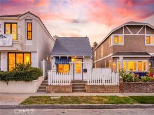 MLS #OC26214285 image #0