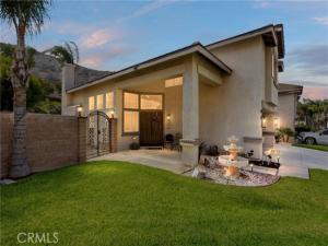 MLS #OC26214318 image #0