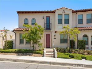 MLS #OC26214413 image #0