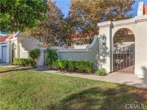 MLS #OC26214617 image #0