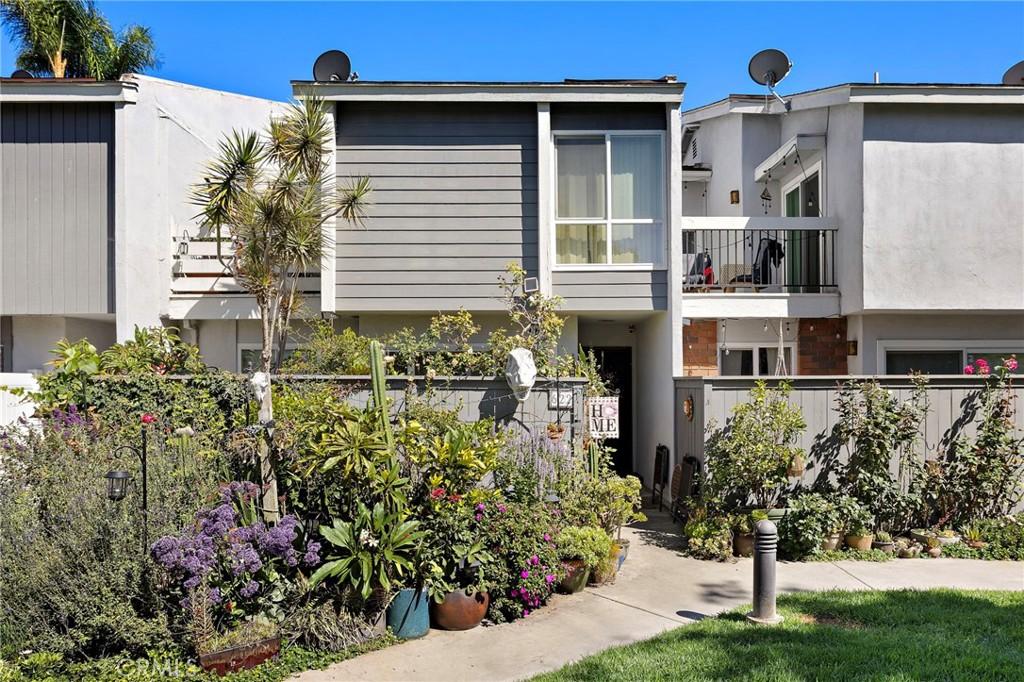 MLS #OC26214998 image #0