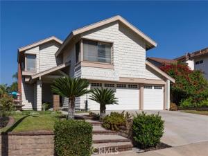 MLS #OC26215142 image #0
