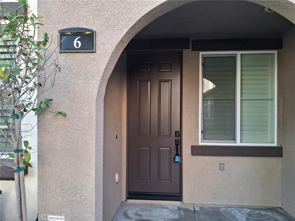 MLS #OC26215173 image #0