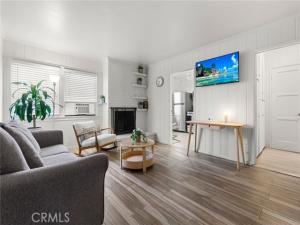 MLS #OC26215567 image #0