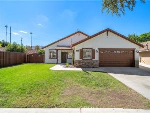 MLS #OC26215649 image #0