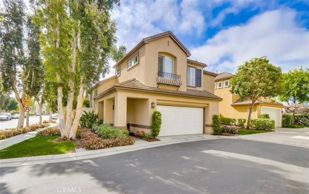 MLS #OC26215856 image #0