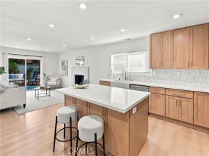 MLS #OC26215958 image #0