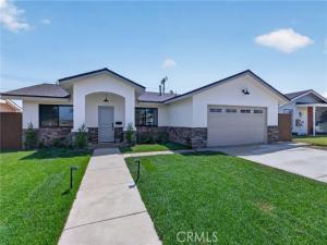 MLS #OC26216163 image #0