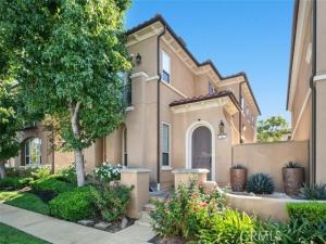 MLS #OC26216186 image #0