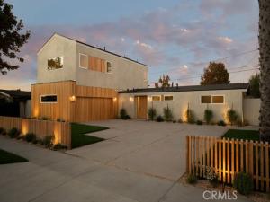MLS #OC26216294 image #0