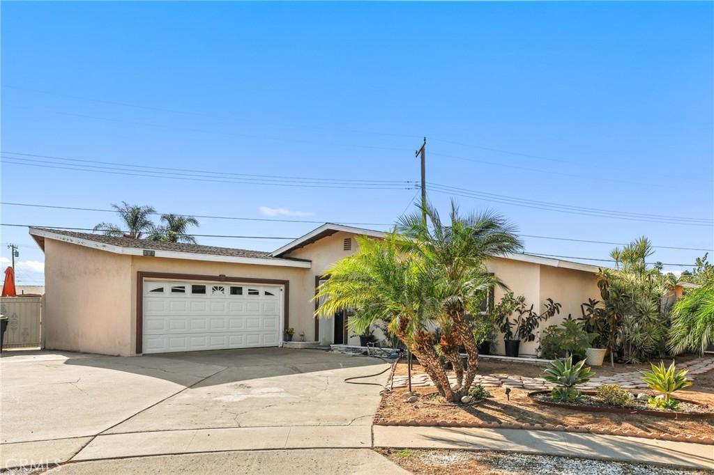 MLS #OC26216439 image #0