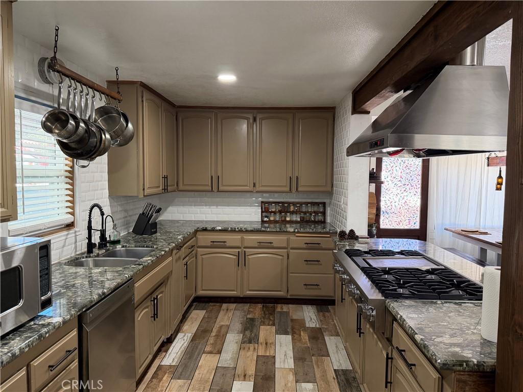 MLS #OC26216452 image #0