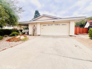 MLS #OC26216562 image #0