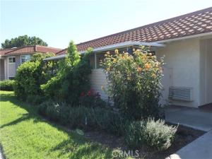 MLS #OC26216615 image #0