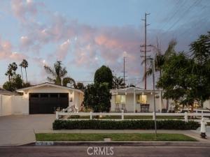 MLS #OC26216736 image #0