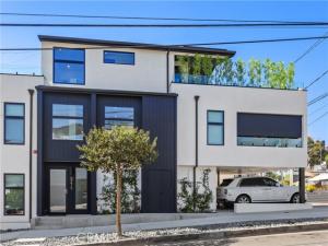 MLS #OC26216980 image #0
