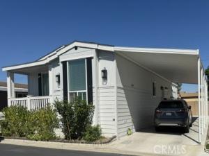 MLS #OC26217001 image #0