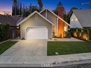 MLS #OC26217081 image #0
