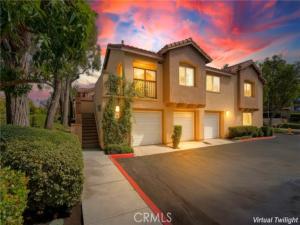 MLS #OC26217173 image #0