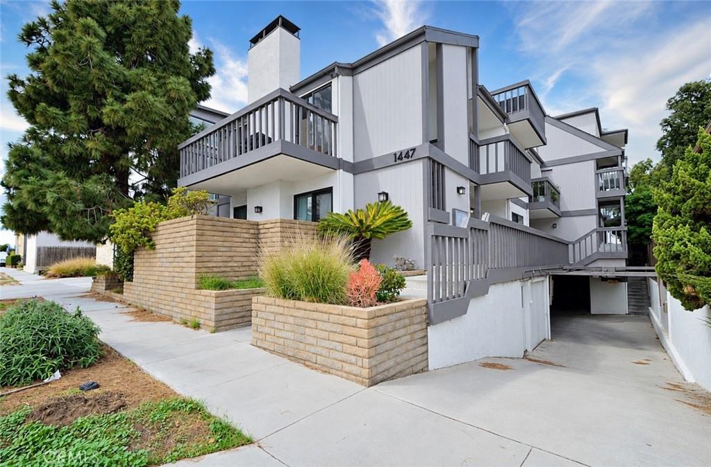 1447 Manhattan Beach BL #E Manhattan Beach CA 90266 | MLS #OC26217292 37 MLS #OC26217292 image #0