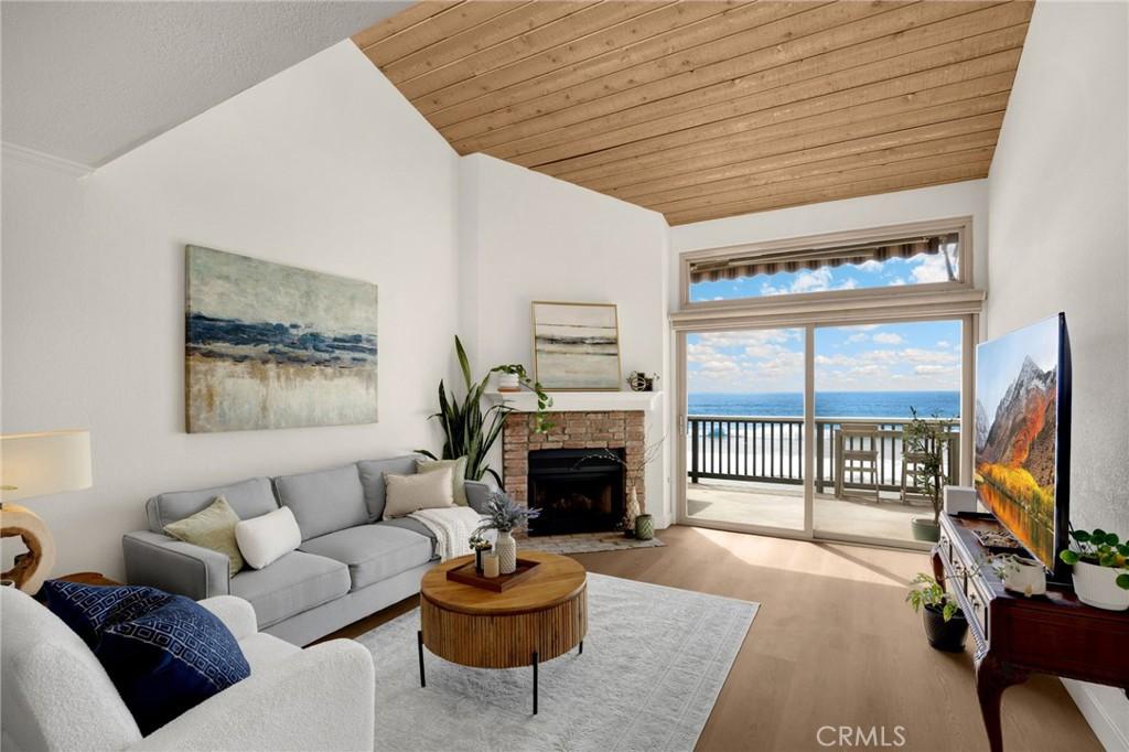 MLS #OC26217495 image #0