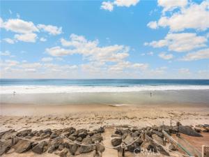 MLS #OC26217495 image #0