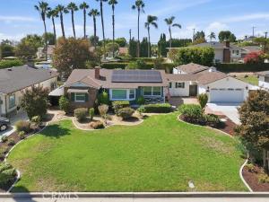 MLS #OC26217728 image #0
