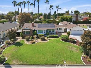 MLS #OC26217728 image #0